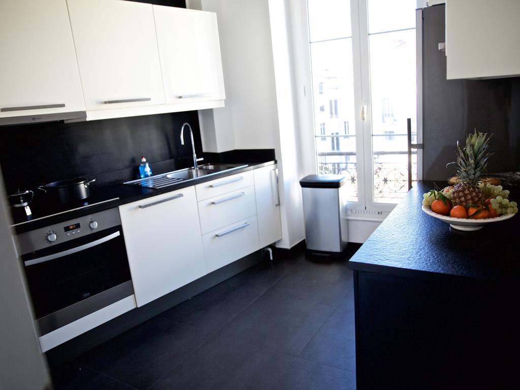 "Le Jazzy" By Enjoynice, 3-Bedroom, 2-Bathroom Spacious Central Apartment Exterior photo