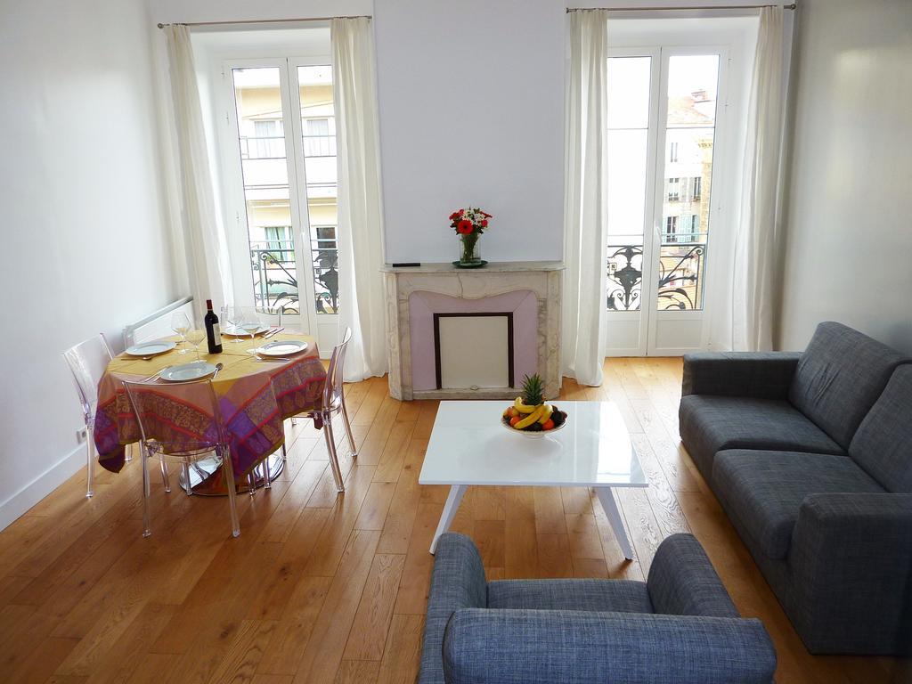 "Le Jazzy" By Enjoynice, 3-Bedroom, 2-Bathroom Spacious Central Apartment Exterior photo